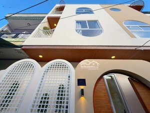 tôi chính chủ cần bán nhà 3 tầng kiệt 134 núi thành, bình thuận, hải châu