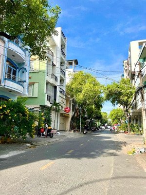 bán nhà 2 tầng, gần cầu hoà xuân, đối lưng nguyễn phước lan - vào ở ngay...