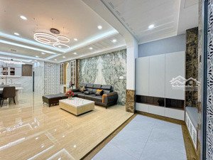 hiếm q7- sát himlam- hẻm ôtô- 60m2- 5x12m- 3 tầng đúc - ko qh- chỉ 7.9 tỷ