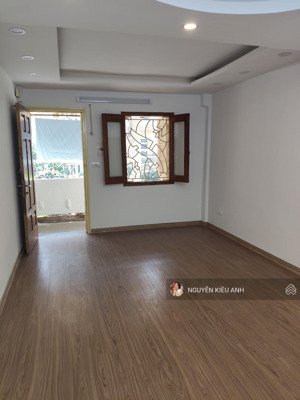 chính chủ bán chtt phố lò đúc oto đỗ cầu thang 2n 1k vskk 3 thoáng 60m sđcc chỉ 3,65 tỷ ctl