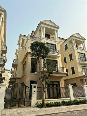 biệt thự đơn lập 180m2 đảo dừa 5pn vinhomes ocean park 2 cắt lỗ siêu hời 26 tỷ rẻ hơn cđt 4 tỷ