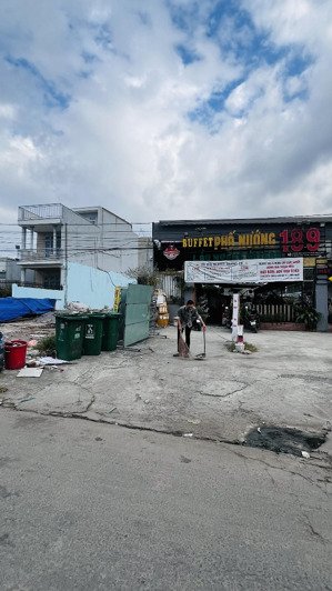 bán đất đối diện đại học quốc gia tp. hcm cách ký túc xá b chỉ vài bước