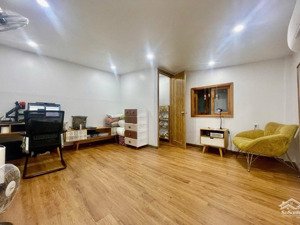 nhà nhỏ giữa trung tâm gu xịn khó tìm ở là mê bất động sản lõi trung tâm giữ tiền cực tốt