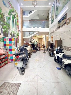 nhà 5 tầng đẹp mã lò tân kỳ tân quý. 62,4x15m,sát bên aeon mall