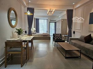 cho thuê căn hộ một phòng ngủ một phòng khách rộng 70m2 gần cầu kênh tẻ, cầu ông lãnh quận 4