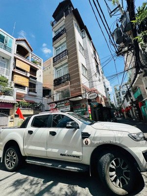 lô góc hxh hoàng hoa thám phú nhuận - 56m2 - 6 tầng - mặt bằng + 9chdv 50tr/th