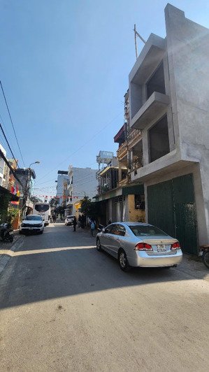 bán nhà tp thanh hóa sổ đỏ riêng, đất ở lâu dài. nhà đã xây thô 3 tầng, thiết kế vuông vắn