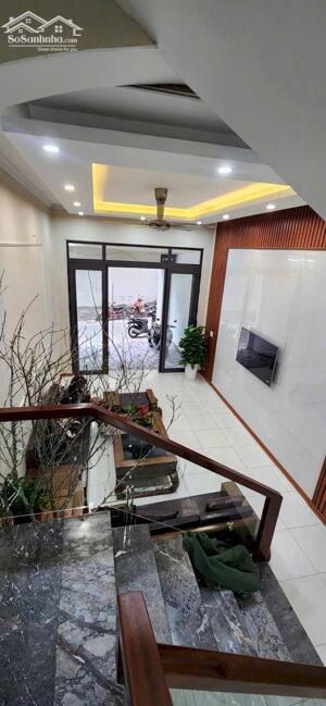 Bán nhà ngõ 160 Vũ Hựu, ph Thanh Bình, TP Hải Dương, 79m2, mt hơn 4m, 4 ngủ, ngõ oto