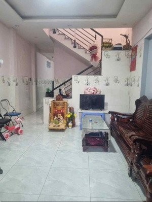 58m2- shr- 4 tỷ- nhà 2 tầng huỳnh tấn phát giáp quận 4- dòng tiền 7tr/th