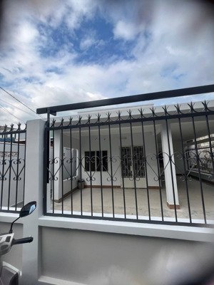 bán nhà quốc lộ 13, hiệp bình phước, thủ đức, hẻm xe tải giá chỉ 9,8 tỷ, 123m2