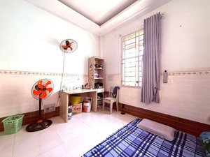 sát hxh 3 lầu 6pn nguyễn văn lượng gò vấp