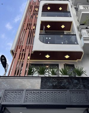 nhà bán ngay vạn hạnh mall giá cực tốt ngay sư vạn hạnh, phường 12, quận 10 - 7 tỷ 260/ 81m2 - 5pn