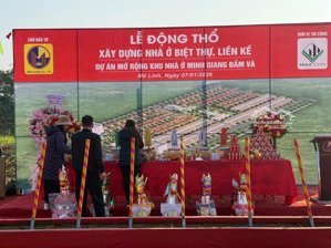 chủ bán lấy tiền cho con du học cho con mảnh 110,5m2, đang xây dựng, đã đóng tiền sd đất