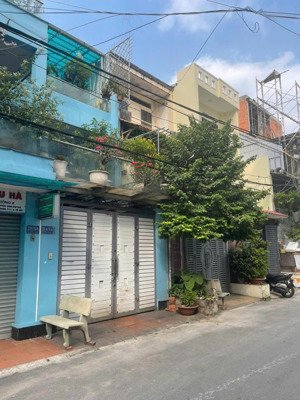 bán nhà làm công ty vp đường thông 8m trải nhựa xe tải đỗ sát mt nguyễn oanh chỉ 15,75 tỷ siêu hiếm