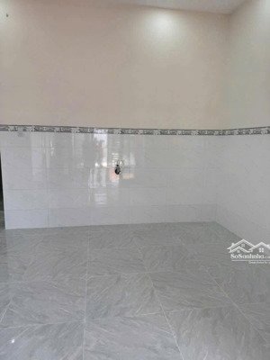 bán nhà cấp 4, khu đăng kiểm, vĩnh hoà, dt 118 m2, ngang 5, hướng đông, đường ô tô - giá 4,5 tỷ