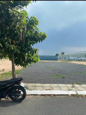 chính chủ cần bán 2 lô. bán lô đất thổ cư sổ hồng riêng (sở hữu lâu - liền kề kcn giang điền. 1.5km