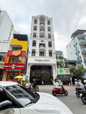 cho thuê tòa nhà mt cao thắng q3 hầm+7l thang máy pccc chuẩn giao ngay