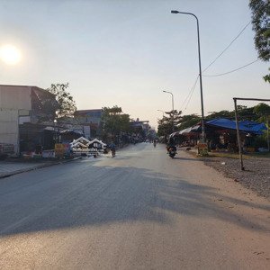 bán lô đất 77.6m2 nở hậu-lạc nhuế yên phong bắc ninh, xe morning vào tận đất. sát cát tường-2.2tỷ