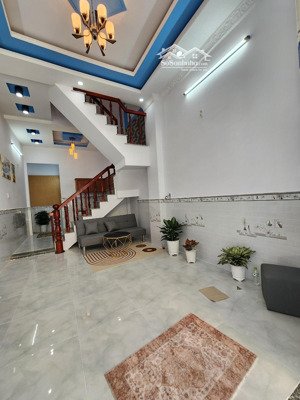 bán nhà riêng siêu đẹp, 750 triệu, 40m2, 2pn, 2wc, tặng nội thất cao cấp