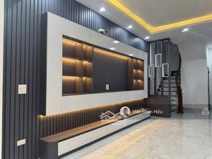 bán nhà nguyễn xuân khoát hàng xóm ngoại giao đoàn, ba gác đỗ cửa, 10m ô tô đỗ, 100m bãi đỗ xe 40m2