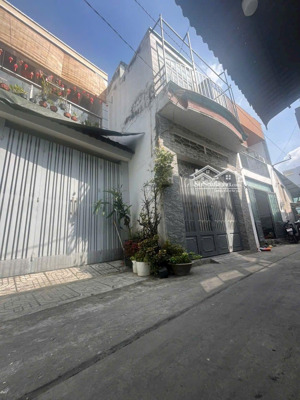 nhà đẹp 1 lầu hẻm 3,5m 1075/ đường tỉnh lộ 10, dt 4,86*11,5m nở hậu