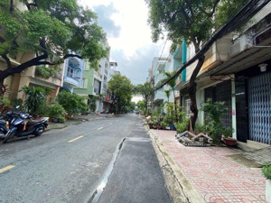 khu vực vip âu dương lân phường 3, q8 mặt tiền kính doanh đã ngành nghề, nhộn nhịp giá chỉ 10ty.