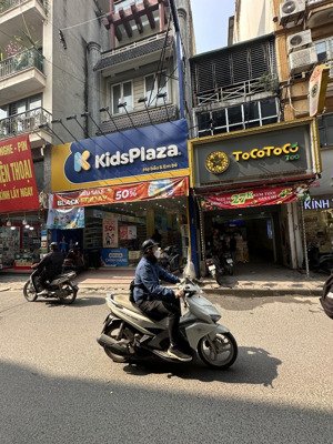 chính chủ cho thuê nhà mặt phố 3 tầng tại số 26 khương trung, 60m2