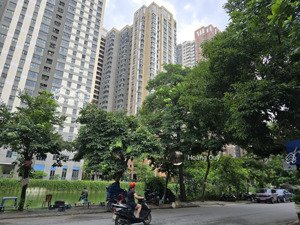 bán nhà làng việt kiều châu âu - nguyễn văn lộc view hồ 80m2* 5 tầng. vị trí kinh doanh giá 28.5 tỷ