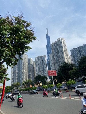 nguyễn hữu cảnh - bình thạnh. dt 122m2 ngang 4.5m giá nhỉnh 12 tỷ. khu vực được xd 7 tầng