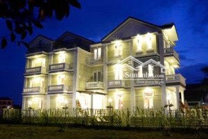 cơ hội sở hữu hotel du lịch mặt tiền lý thái tổ, tp. hội an với vị trí đẹp, 2 mặt tiền, view lúa