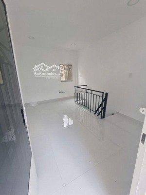 xuất cảnh bán gấp nhà trần hưng đạo - 35m2 - 3 tầng - 6 tỷ - phố tây siêu lợi nhuận