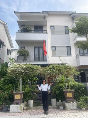 đừng bỏ lỡ sh4 120m². mặt tiền 6m. giá 7,96 tỷ (66tr/m2). vị trí đẹp giá tốt