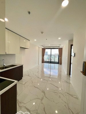 sang nhượng gấp hd thuê sunshine sky city quận 7 căn hộ 2pn, ntcb giá tốt, hướng đông