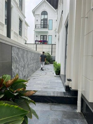 cho thuê biệt thự song lập 4pn, 4wc tại hải âu 02 vinhomes ocean park gia lâm, 39 triệu/th, 135m2