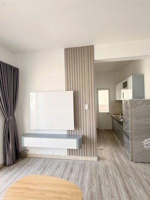 giảm giá căn hộ hoàng quân dt 66m2, 2pn 2wc, nội thất cơ bản, chỉ với 2.4 tỷ