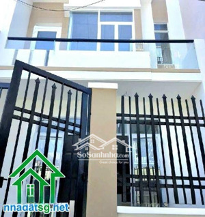 chỉ 6,9 tỷ nhà 2 tầng 76m2 (5x15)m sát aeon tân phú hẻm xe tải 6m