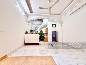 bán nhà 5 tầng dân xây cạnh hồ phường bồ đề, long biên gần cầu chương dương và phố cổ ngọc lâm