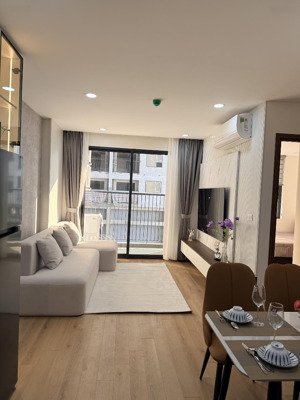 căn view hồ hướng nam tầng 11 toà tt01 giá 1,68 tỷ bao phí