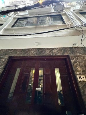 bán nhà phố lạc long quân tây hồ. 40m2 - 5 tầng - mặt tiền 4.3m vị trí đẹp về ở ngay!