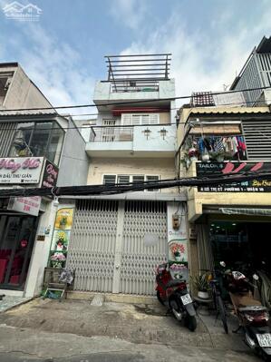 Cho thuê nhà MT 10 hồ thị kỹ, phường 1, Quận 10.