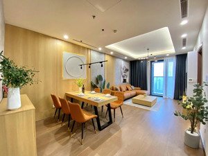hiếm: cho thuê căn 110m2, 3pn, 2wc, full tại brg diamond lê văn lương, 30tr/th 