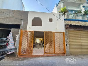 chính chủ cho thuê mặt bằng kinh doanh thảo điền giá tốt