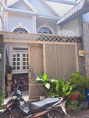 thạch lam - tân phú - 54m vuông vức - hẻm ô tô thông - nhỉnh 5 tỷ thương lượng.