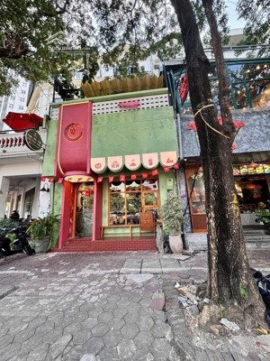 siêu phẩm hiếm có tại phố nguyễn văn lộc . dt 90m2 x 4t ,mt 4,5m giá chỉ 45tr ưu tiên mô hình sạch