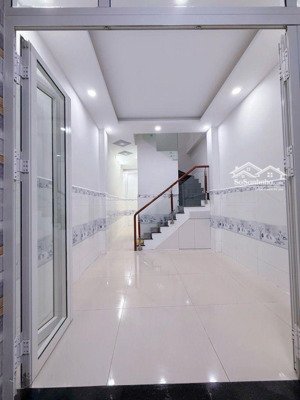 nhà mới 4 tầng đón tết - cách đường xe tải hoàng trọng mậu vài bước chân - shr chỉ 5.4 tỷ