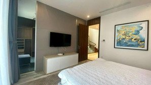 chính chủ gởi bán biệt thự song lập 225m2, 1 hầm 4 tầng, hoàn thiện cơ bản giá 256 tỷ thương lượng