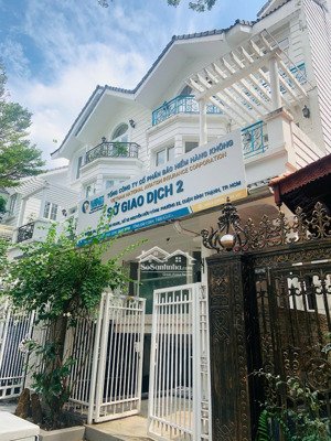 bán biệt thự sài gòn pearl dt đất: 7*21m, dtsd: 439 m2 view sông. căn duy nhất đang bán