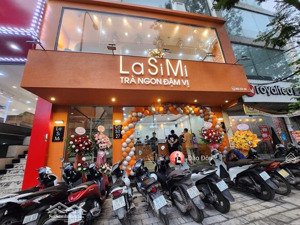 siêu đẹp, cho thuê nhà mặt phố khâm thiên, đống đa, dt: 210m x2,5t, mt:6m, giá thuê: 65 triệu/tháng