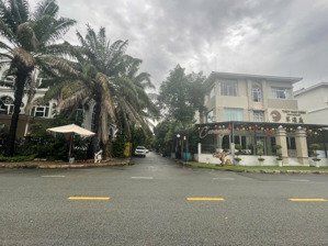 đơn lập khu mỹ hào - cảnh đồi
dt đất 304.5m2 (17.4x17.5)
dt sàn xd 369m2; 