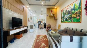 bán gấp nhà cấp 4 kiên cố hẻm 154 âu cơ chỉ xách vali vào ở